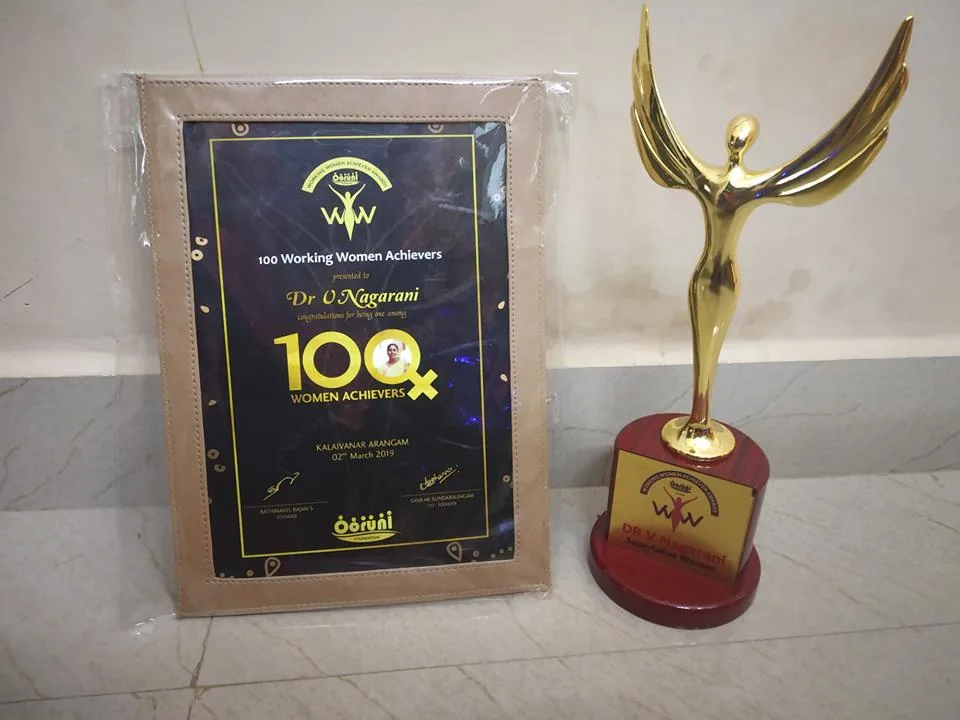 100 Working Women Achievers award trophy and certificate for Dr V. Nagarani