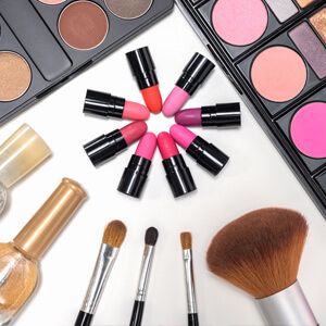 Makeup-Kit image